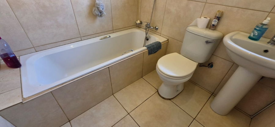 3 Bedroom Property for Sale in Elandia North West
